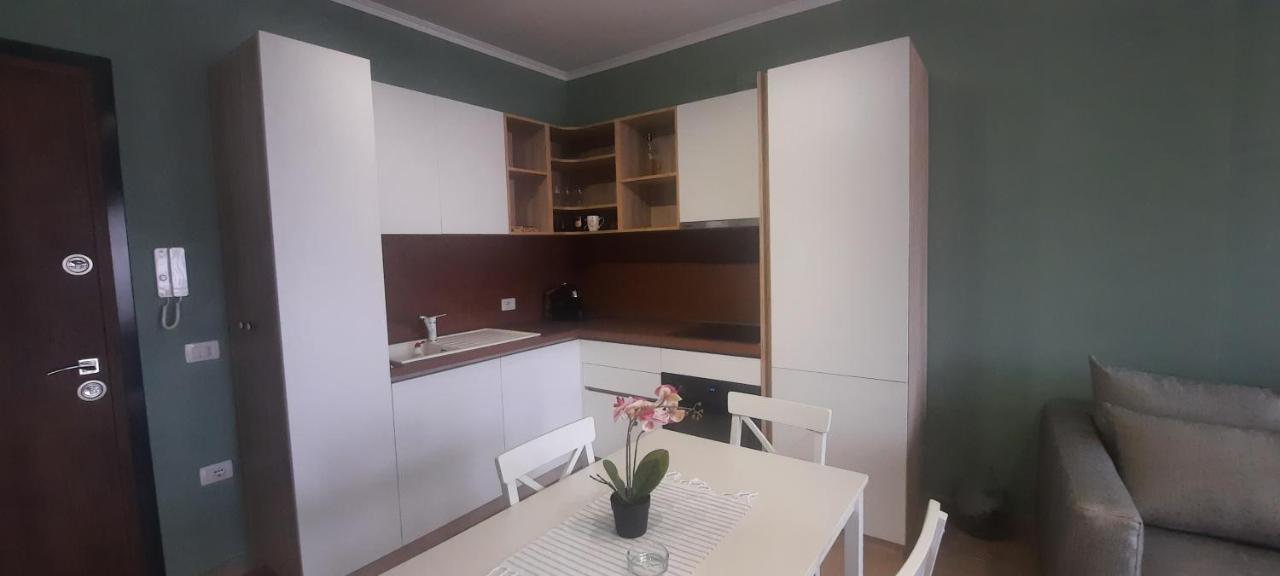Flower Apartment Тирана Экстерьер фото