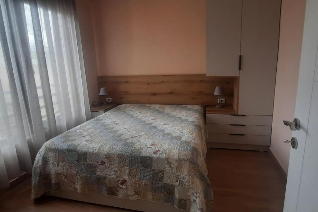 Flower Apartment Тирана Экстерьер фото